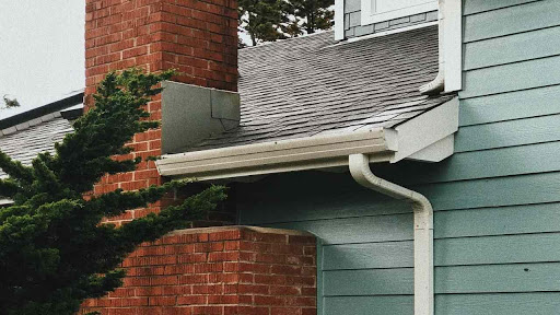 upgrade-roof-gutters